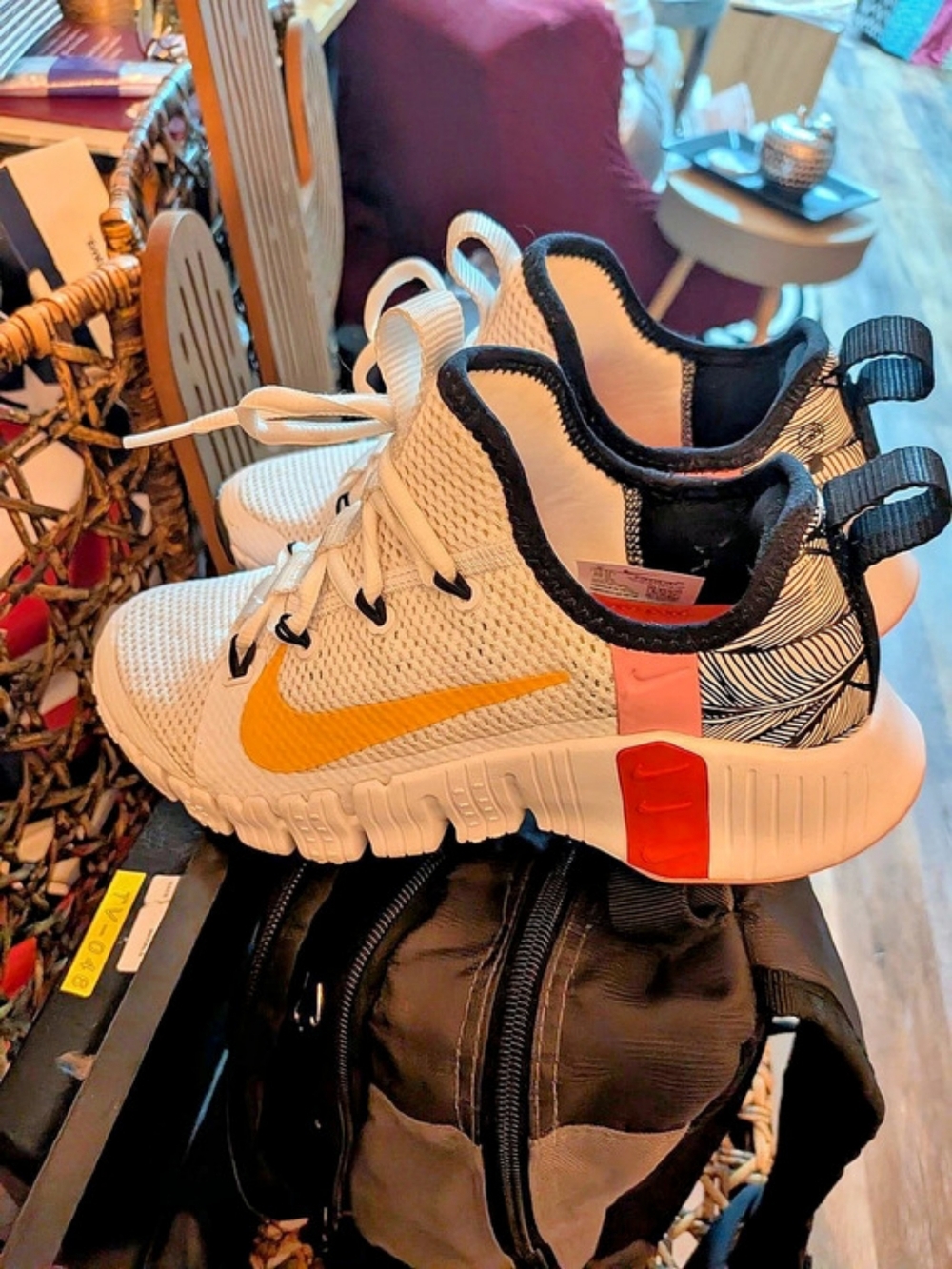 Nike Free TR 8 Women's Athletic Shoes White & Orange